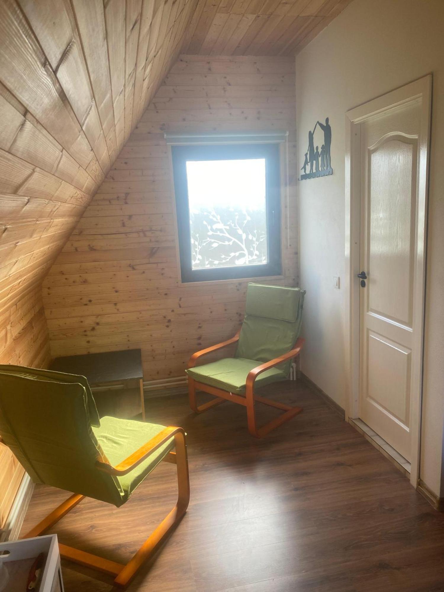 Cabanele lu’ Dinu Curtea de Argeş Exterior foto
